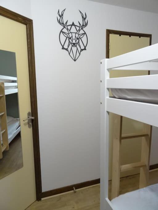Appartement Au Coeur Du Village Avec Parking Prive Mijoux Kültér fotó